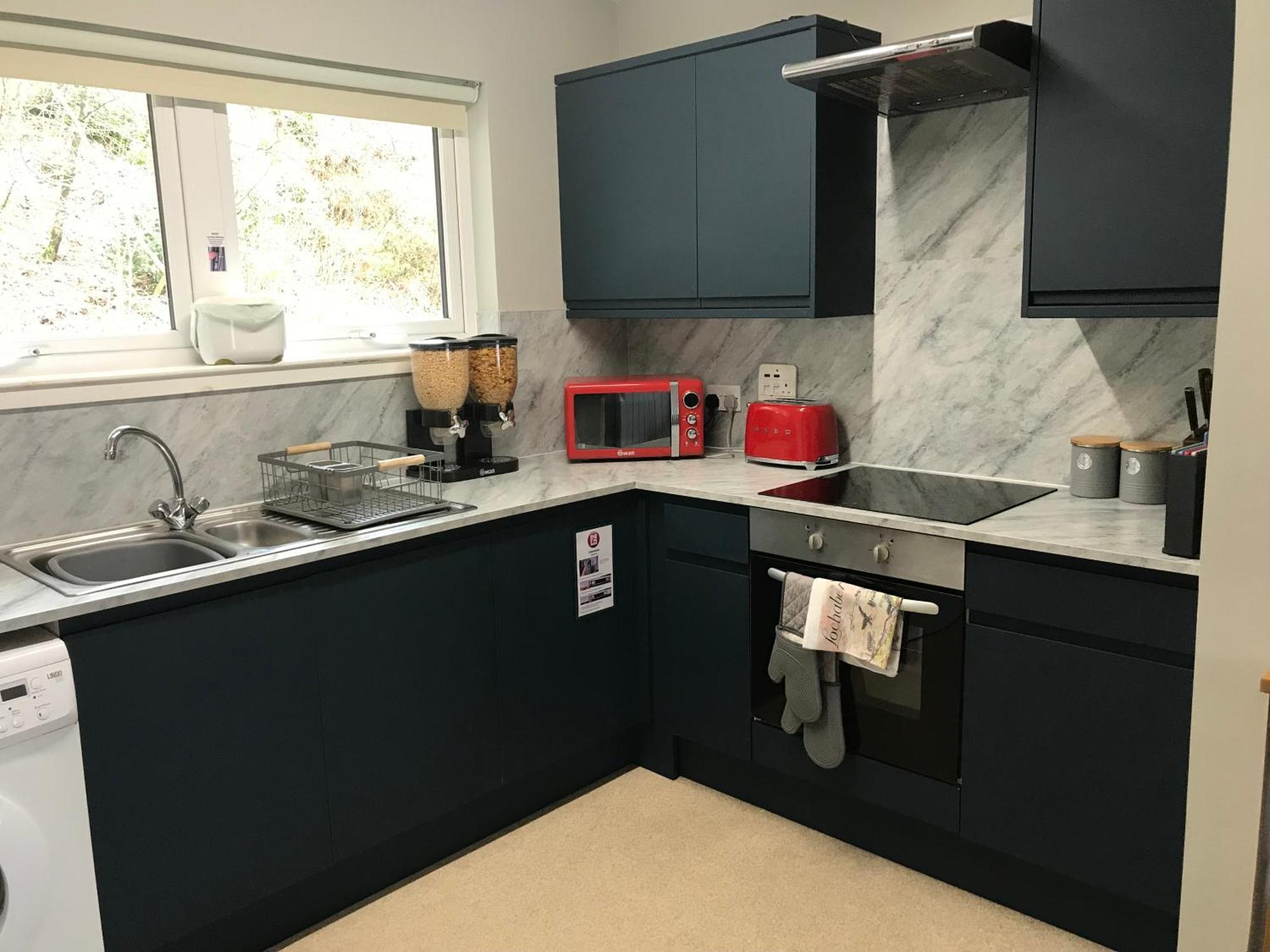 Appin, Beautiful Lochside Apartment With Balcony 威廉堡 外观 照片